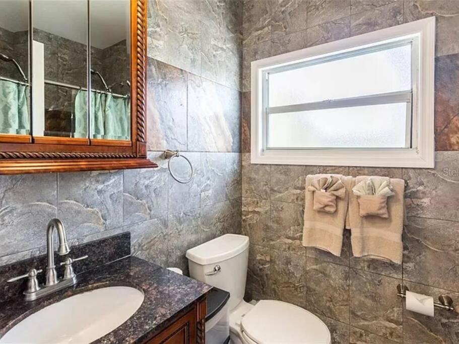 Charming Studio Unit Across From Lido Key Beach Sarasota Exterior photo