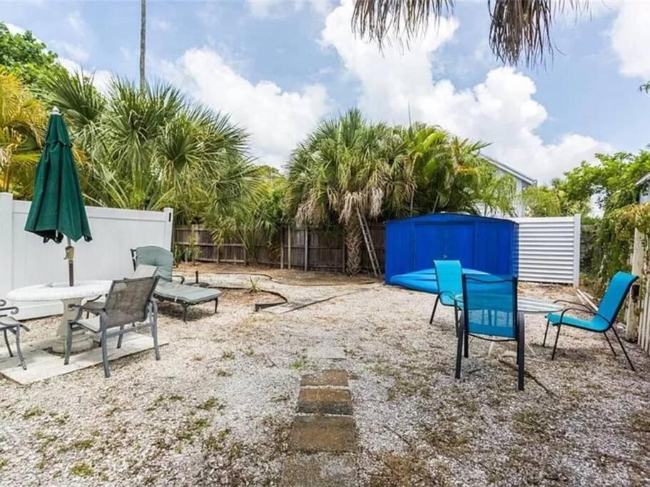 Charming Studio Unit Across From Lido Key Beach Sarasota Exterior photo